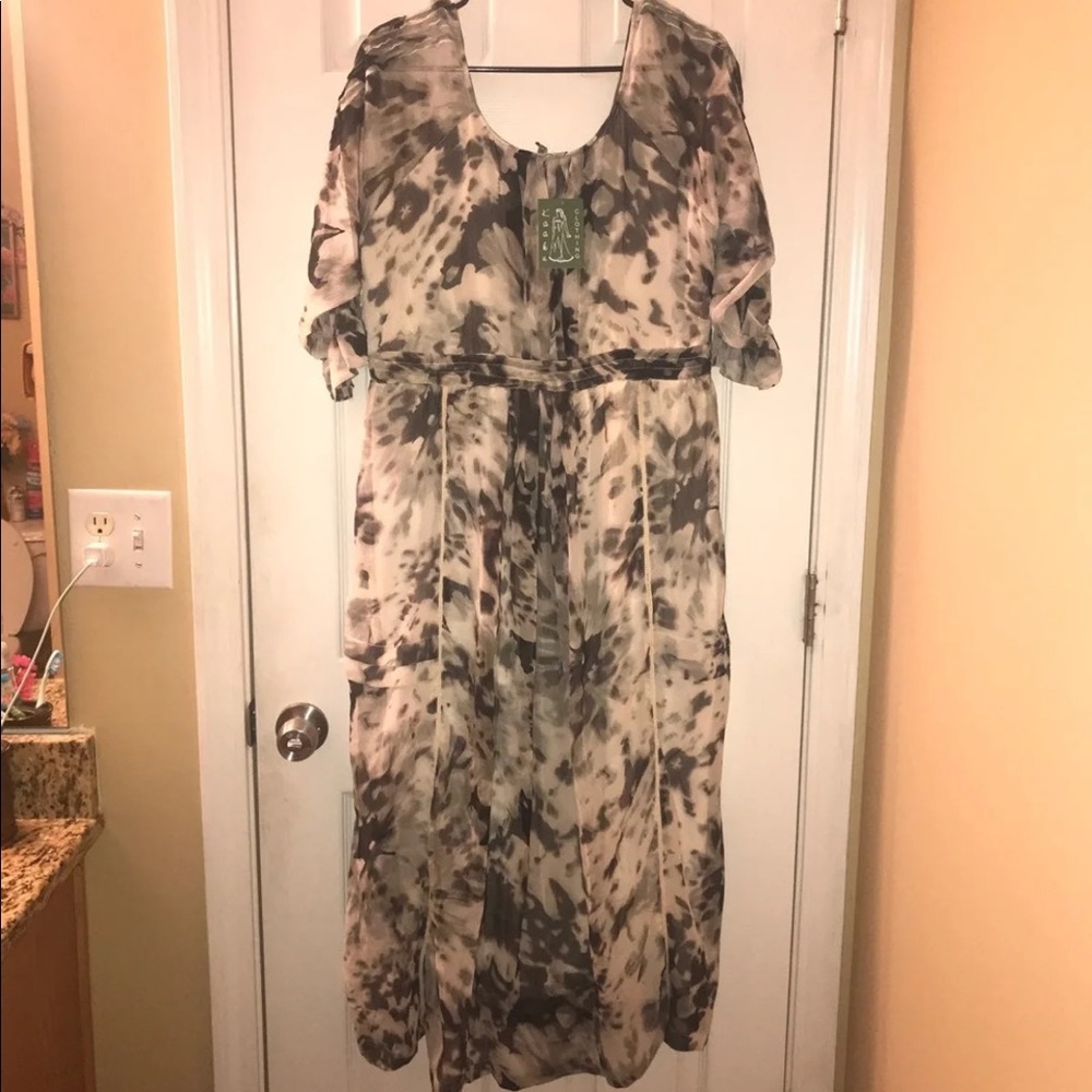 Super cute maxi dress